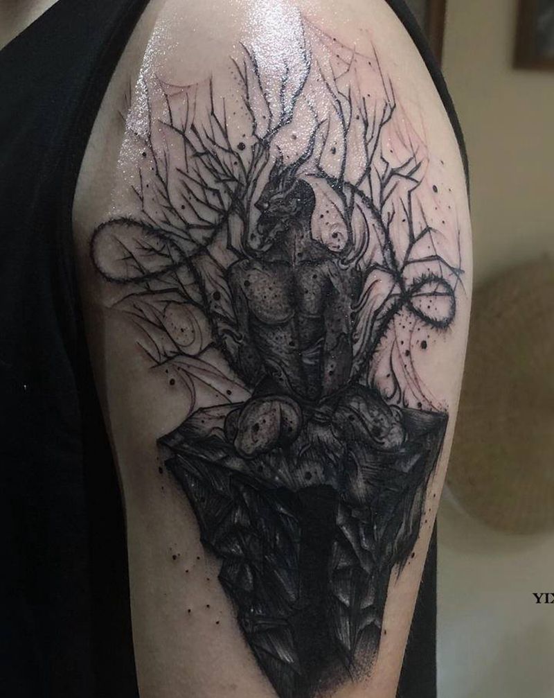 原创恶魔遮盖旧图纹身图片_手部手臂欧美写实水墨暗黑恶魔纹身图案