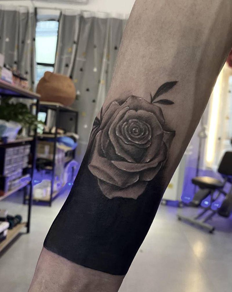 遮盖写实纹身图片_手臂欧美写实纹身图案