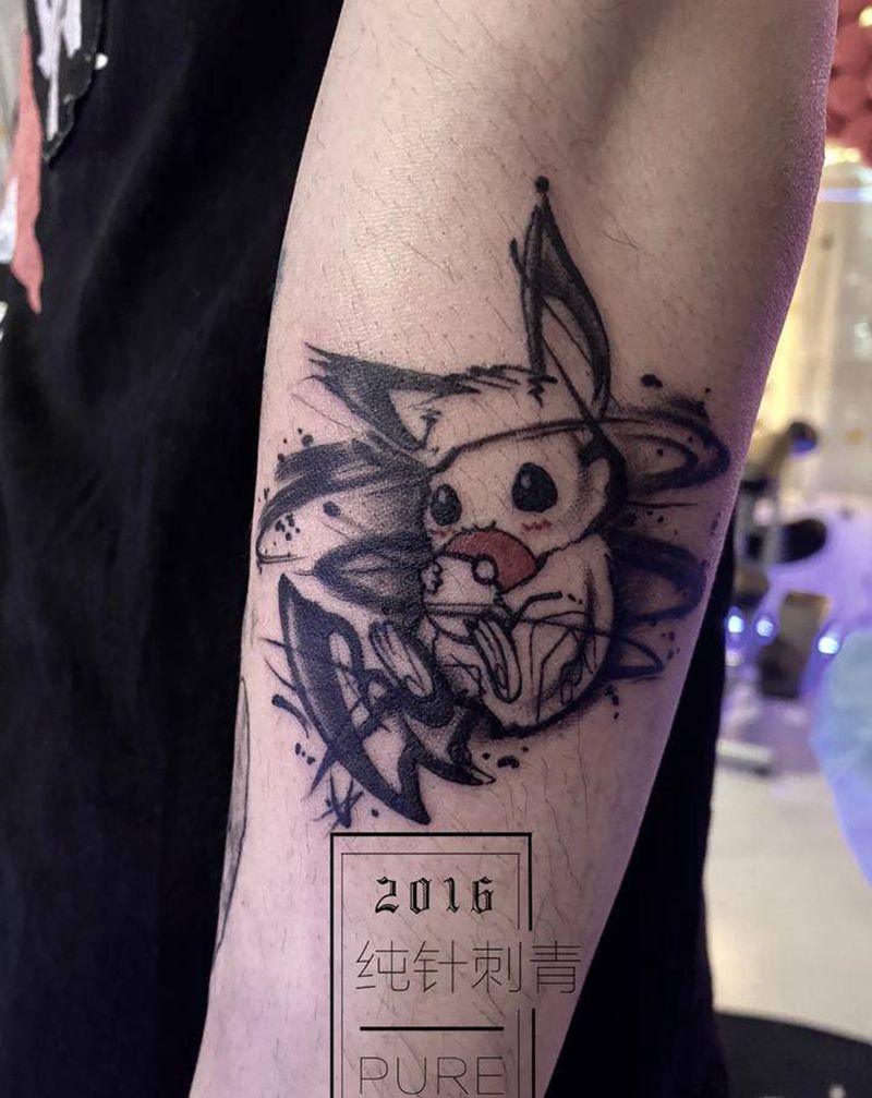 皮卡丘黑暗泼墨纹身图片_手臂水墨纹身图案