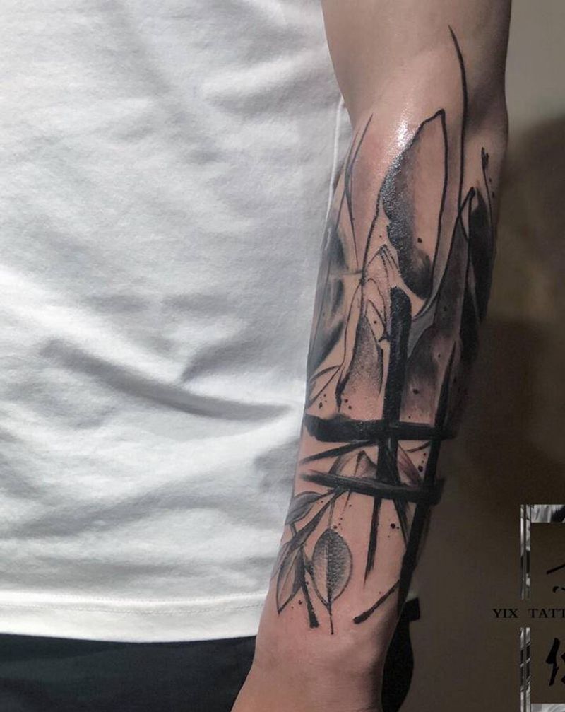 抽象水墨拼接书法字纹身图片_手部手臂水墨图腾书法叶子纹身图案