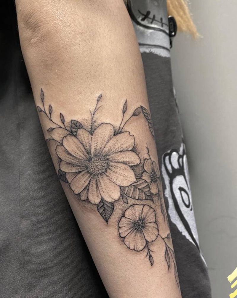 素花纹身图片_手臂点刺几何纹身图案