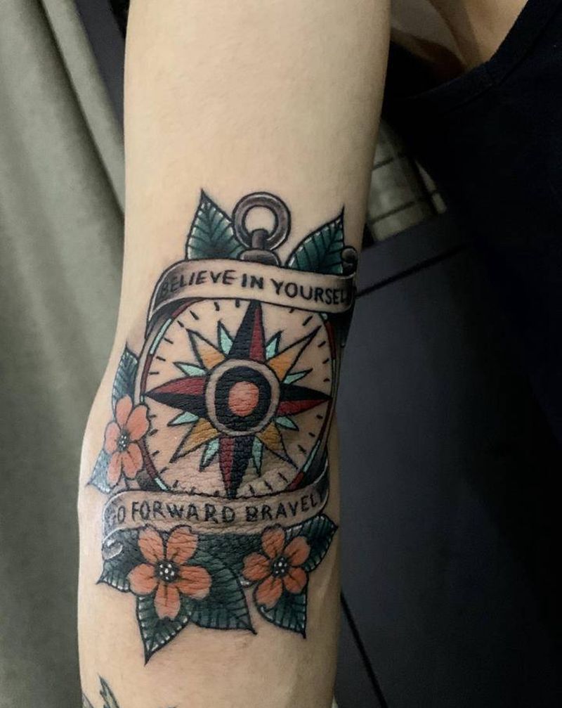 指南针纹身图片_手臂New School纹身图案