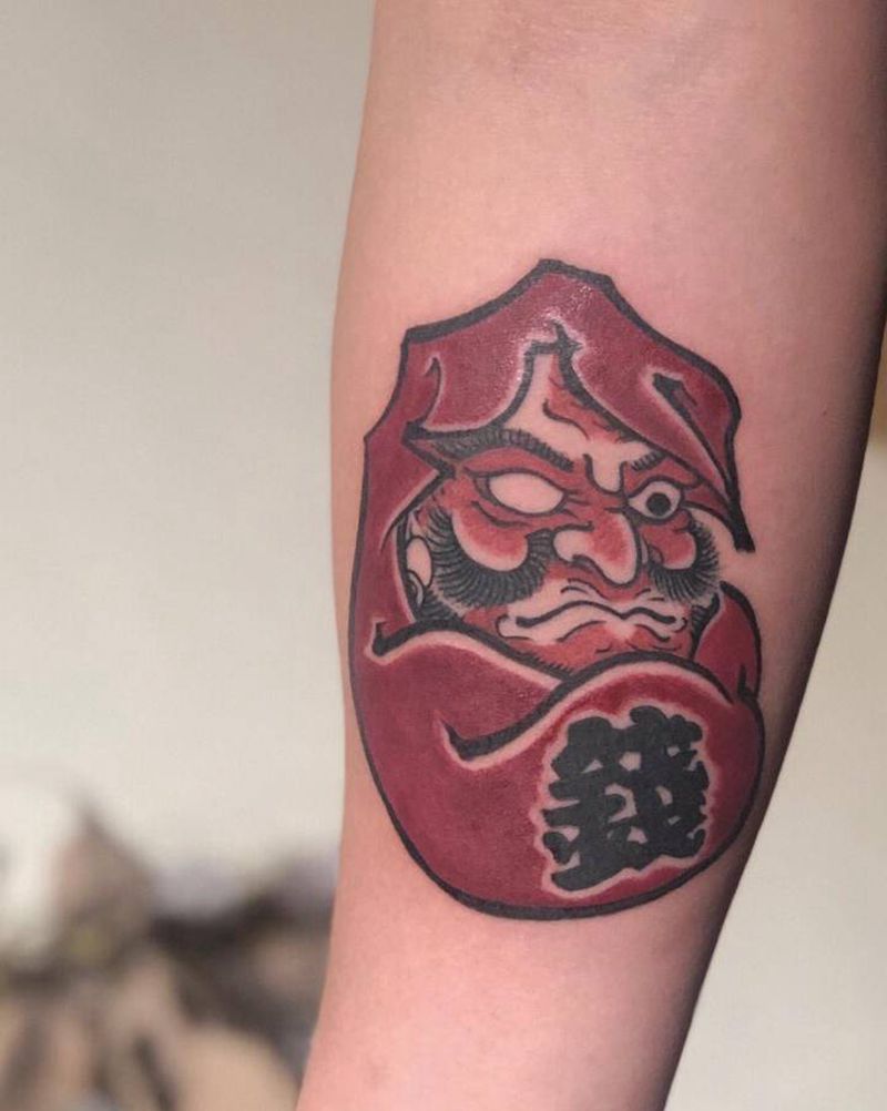 达摩蛋纹身图片_手部手臂老传统图腾纹身图案