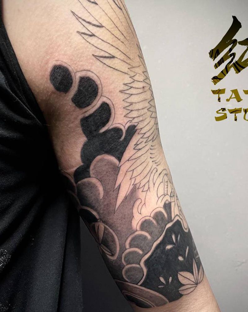 黑灰日式纹身图片_手部手臂新传统老传统纹身图案