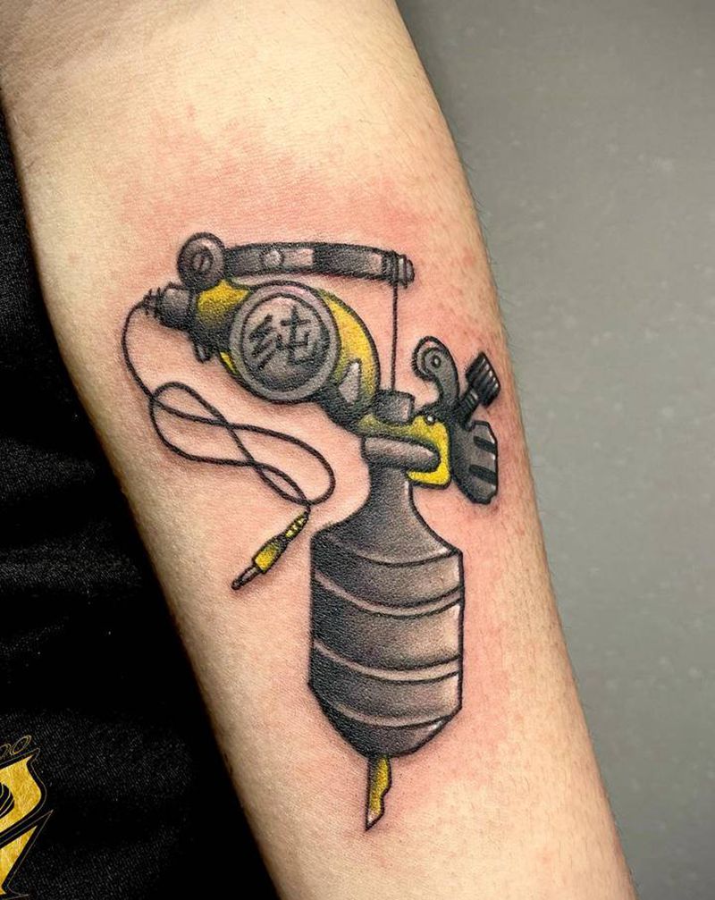 纹身机纹身图片_手臂手部Old SchoolNew School纹身图案