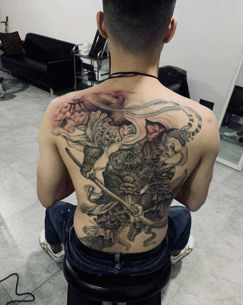 斗战圣佛悟空纹身图片_背部纹身图案