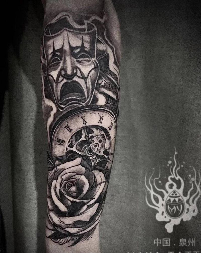 小丑纹身图片_手臂手部纹身图案