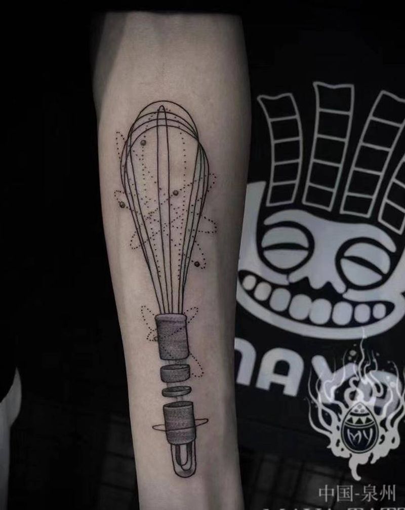 单针纹身图片_手臂手部点刺纹身图案