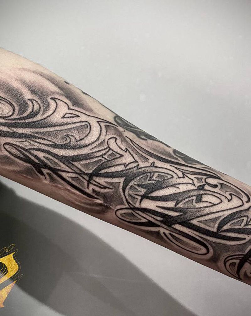 花体纹身图片_手臂花体字纹身图案