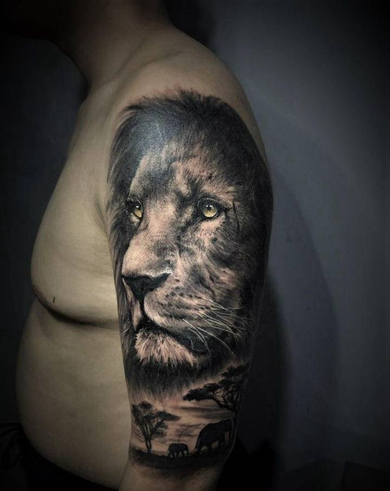 草原雄狮纹身图片_欧美写实狮子纹身图案