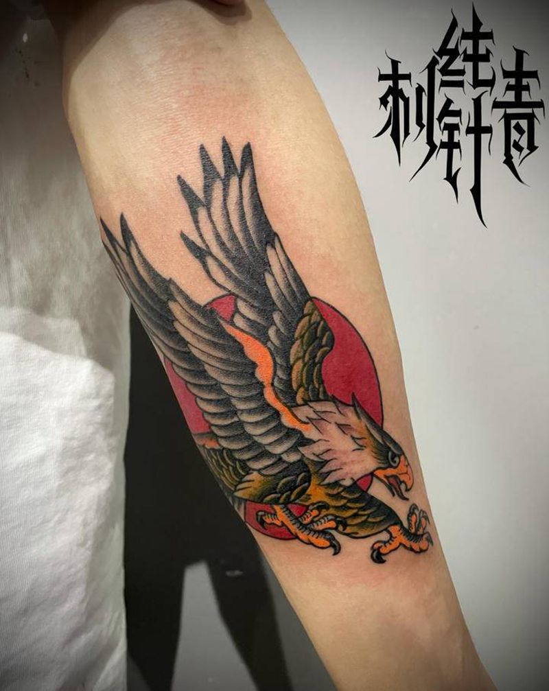 鹰纹身图片_手臂腿部Old School水彩纹身图案