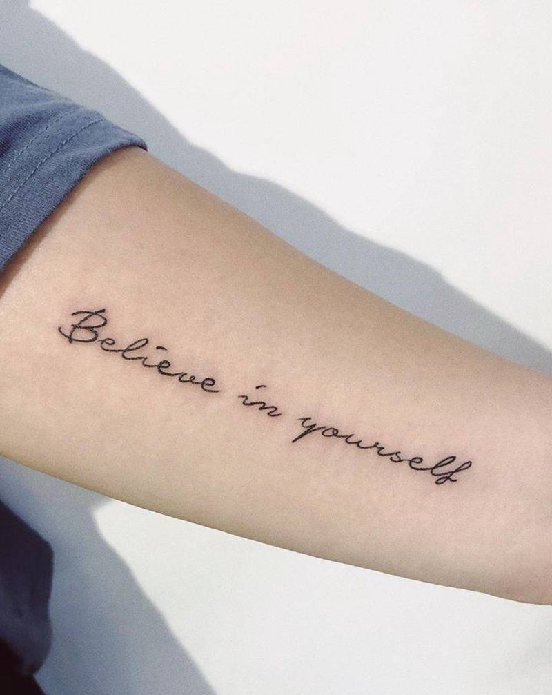 相信自己纹身图片_手臂手部小清新英文纹身图案