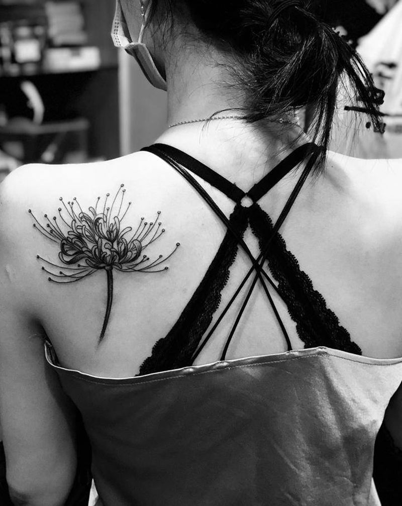 彼岸花纹身纹身图片_肩部背部新传统纹身图案