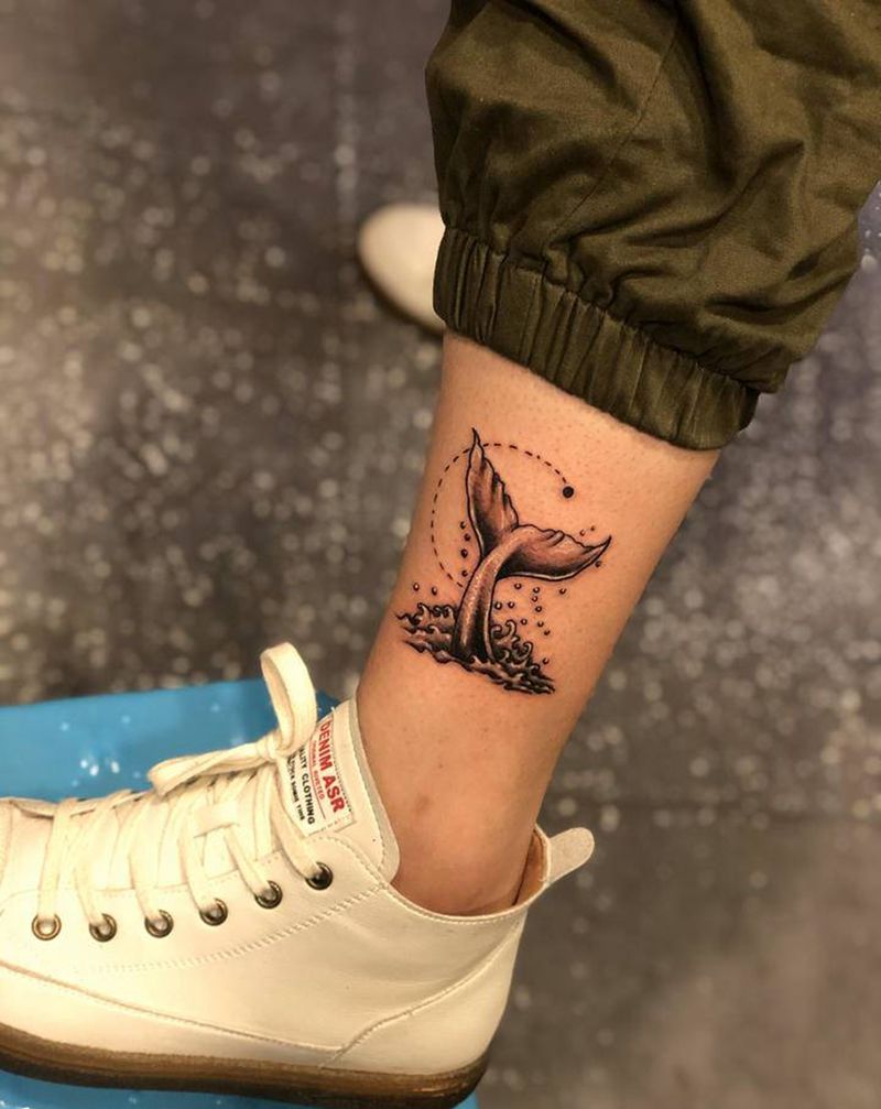 鲸鱼纹身纹身图片_脚部新传统纹身图案