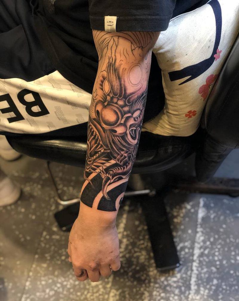 龙头纹身纹身图片_手臂手部新传统纹身图案