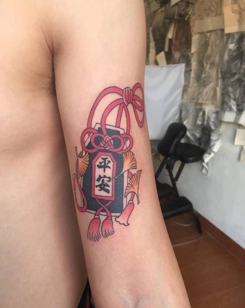 护身符纹身图片_手部老传统纹身图案