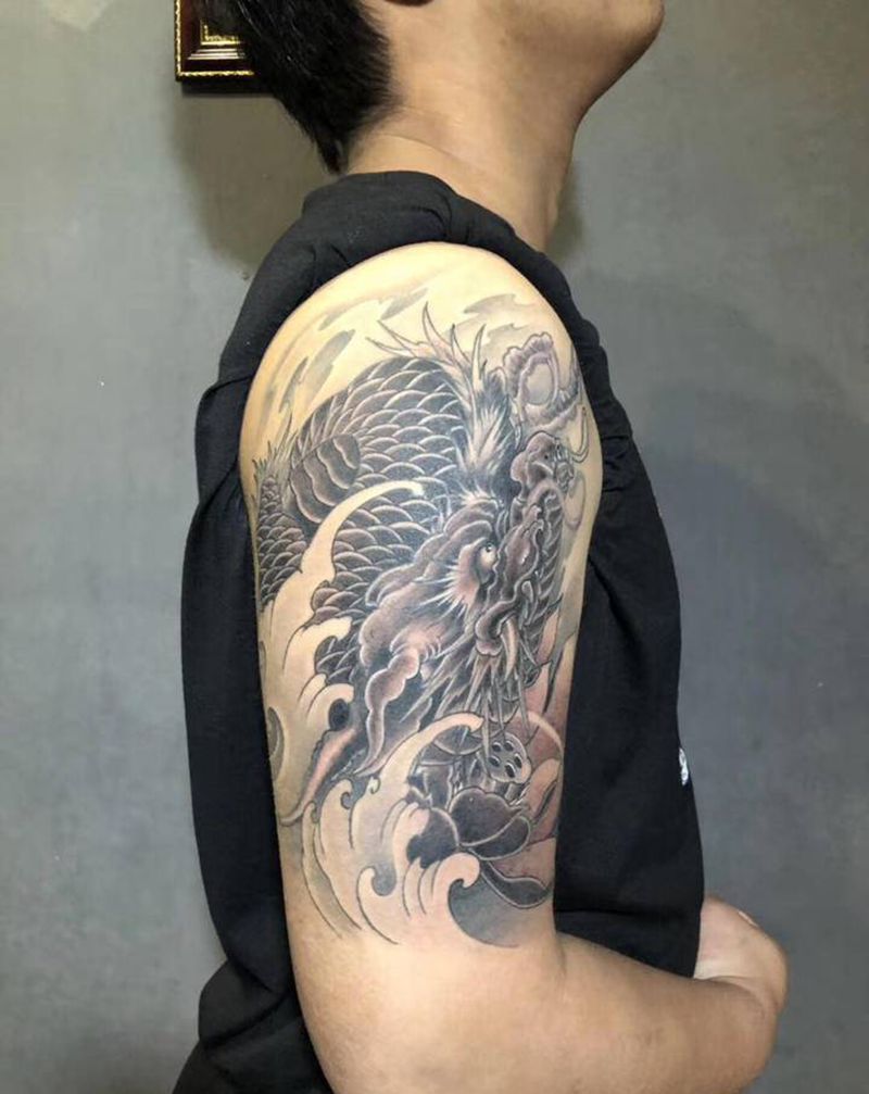 。。。纹身图片_手臂新传统纹身图案