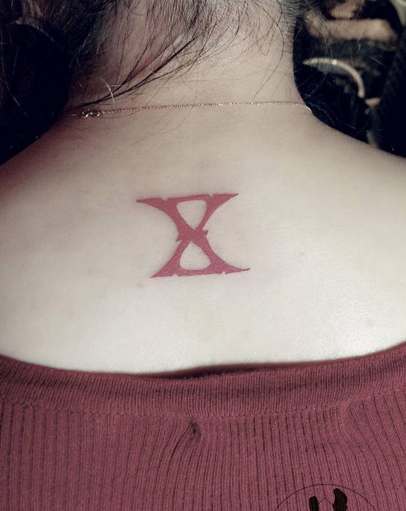 符号纹身图片_背部几何图腾纹身图案