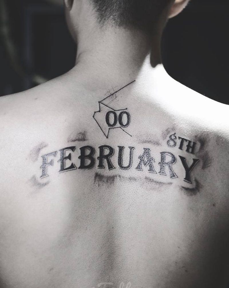 「英文」纹身图片_背部纹身图案