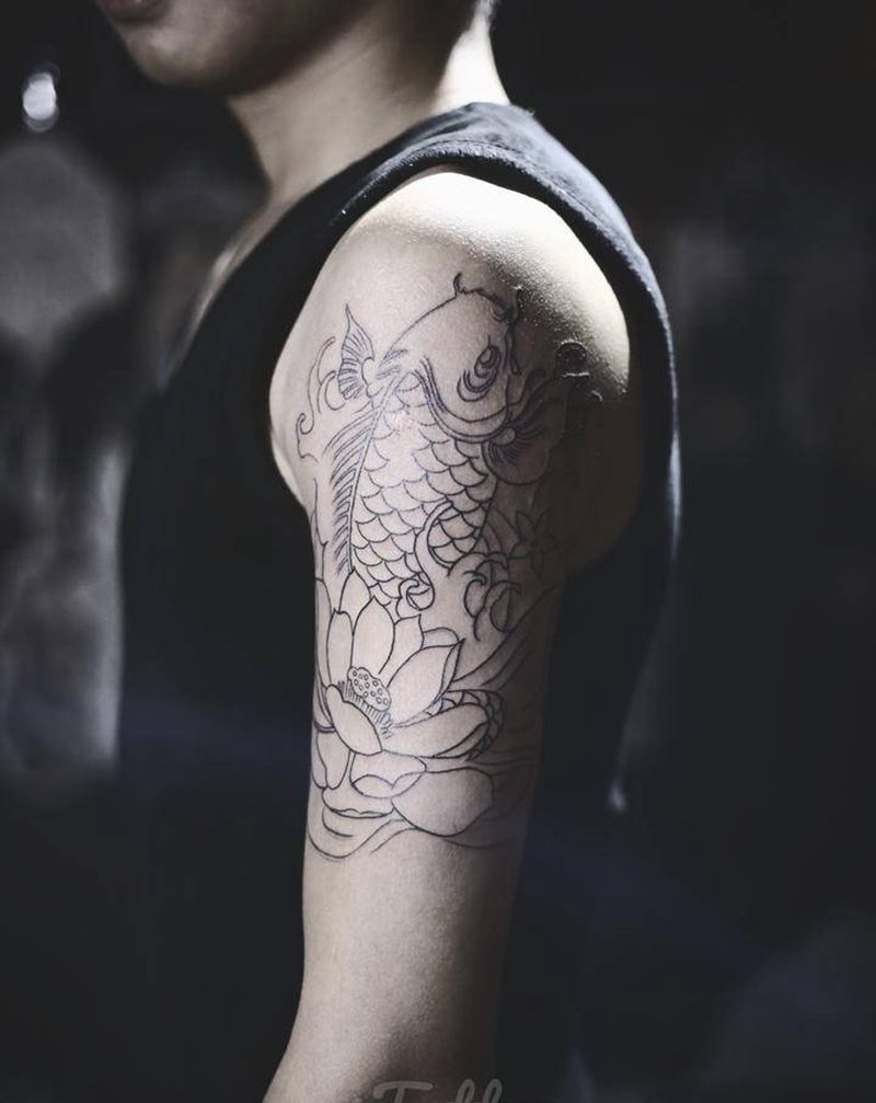 「荷花与鲤鱼  」纹身图片_手臂纹身图案