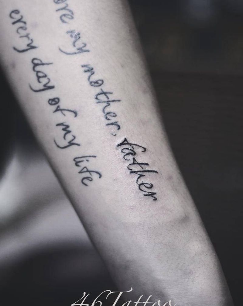 「父母」纹身图片_手臂纹身图案