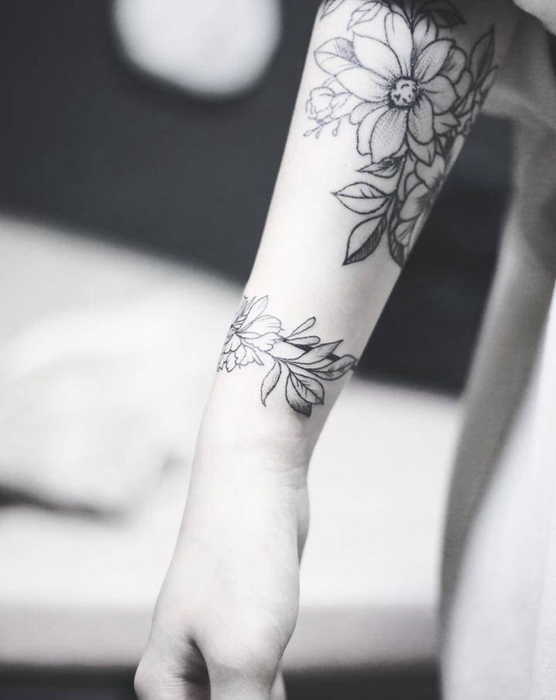 「花與花」纹身图片_手臂纹身图案