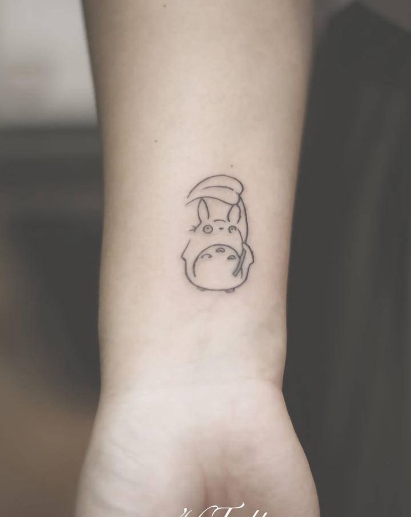 「龙猫」纹身图片_手臂纹身图案