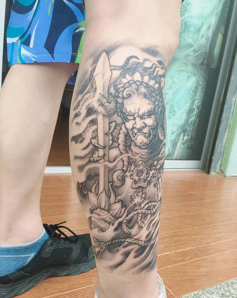不动纹身图片_腿部新传统纹身图案