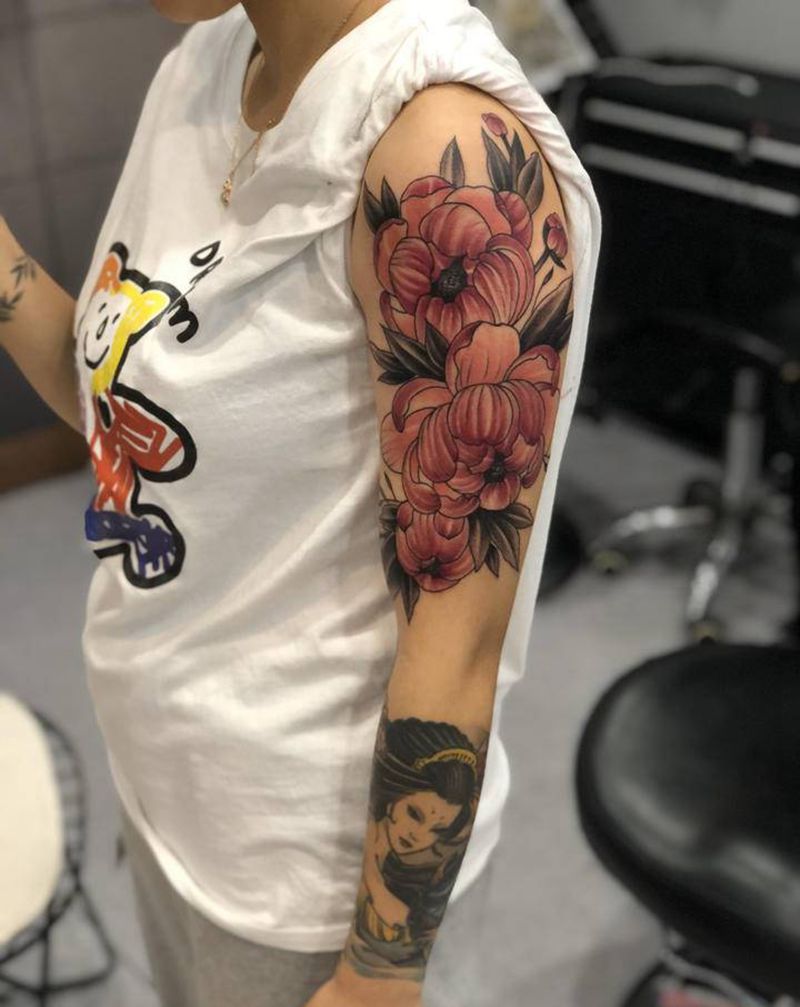 素花纹身纹身图片_手臂点刺纹身图案