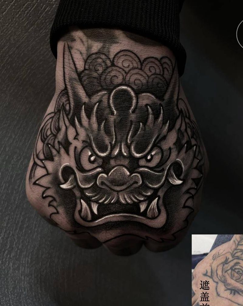 鹿纹身图片_脚部腿部点刺几何纹身图案