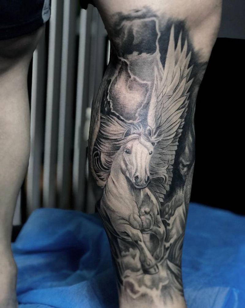 写实马纹身图片_腿部欧美写实纹身图案