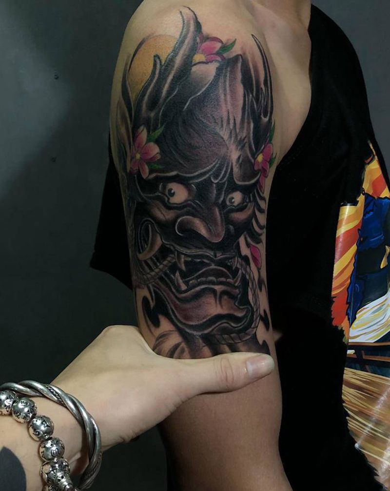 大臂般诺纹身图片_手臂背部新传统纹身图案