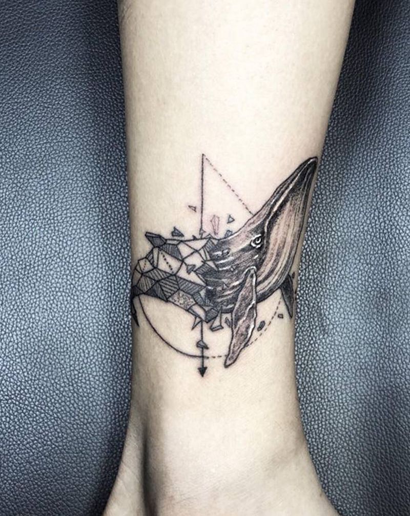 脚踝鲸鱼纹身图片_脚部腿部点刺几何纹身图案