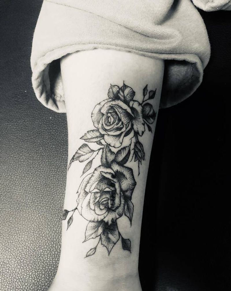 遮盖疤痕纹身图片_手部手臂水墨点刺纹身图案