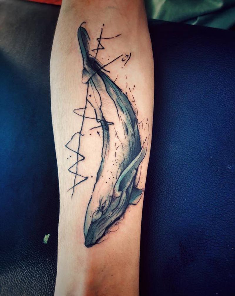 海蓝时见鲸纹身图片_手臂水墨水彩纹身图案
