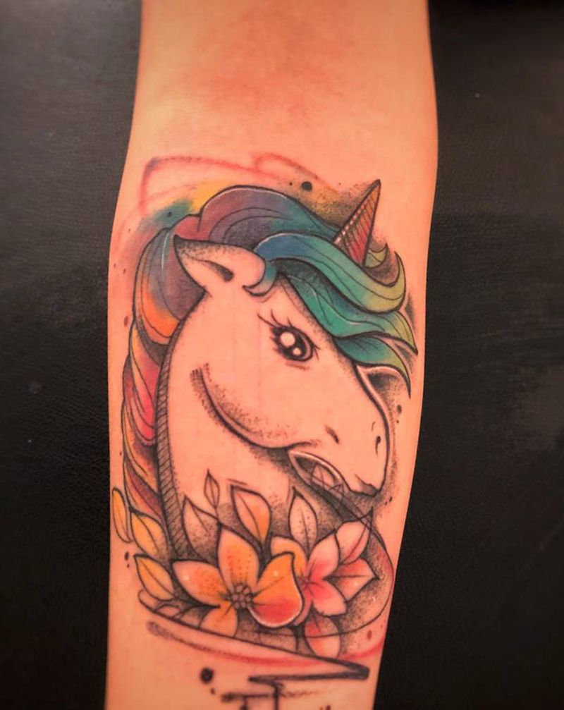 独角兽纹身图片_手臂水彩纹身图案