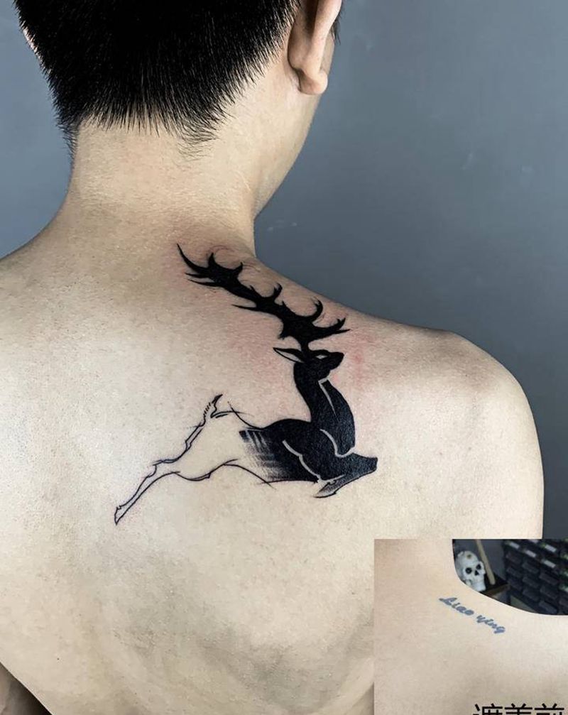 遮盖纹身图片_肩部背部点刺图腾纹身图案