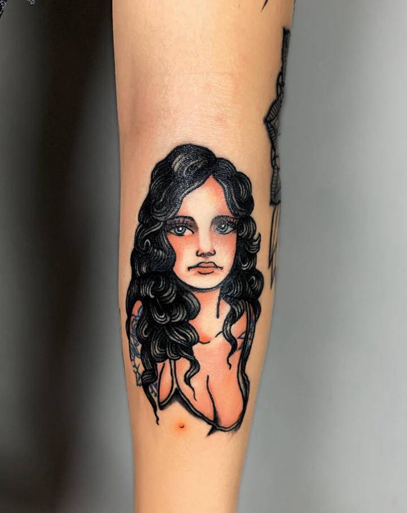 大美妞纹身图片_手臂手部Old School水墨纹身图案