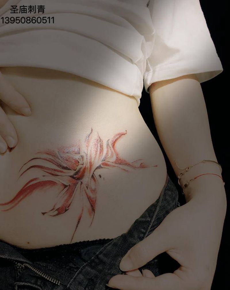 遮盖疤纹身图片_腹部水彩纹身图案
