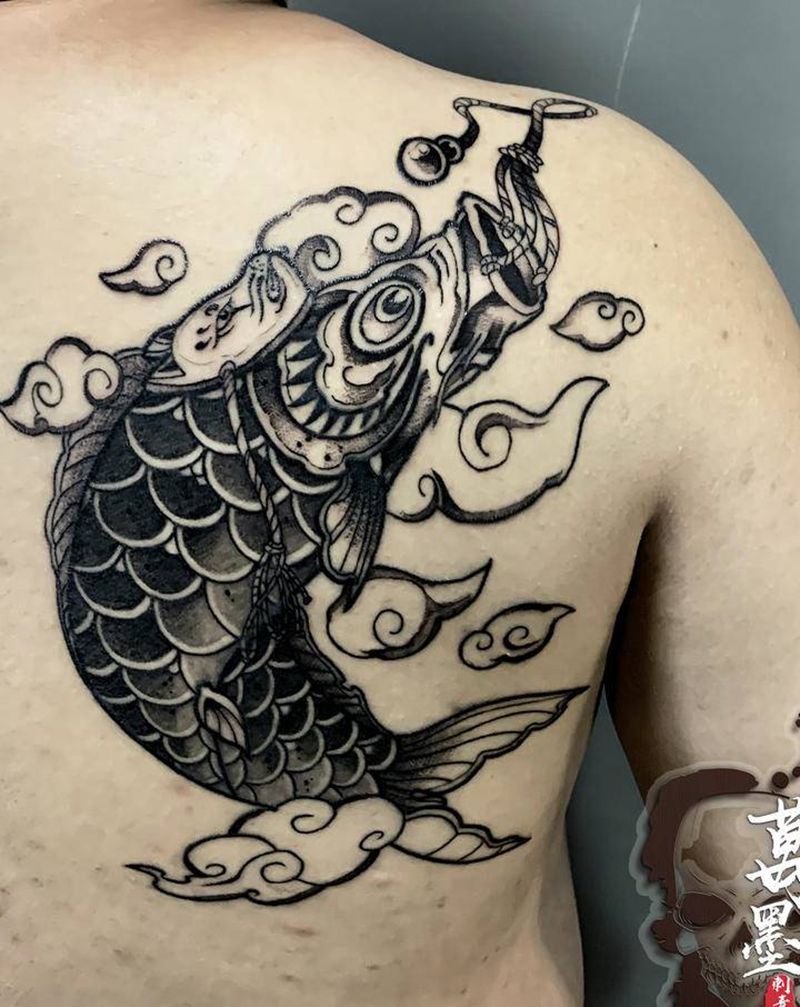 鲤鱼旗纹身图片_背部肩部新传统老传统纹身图案