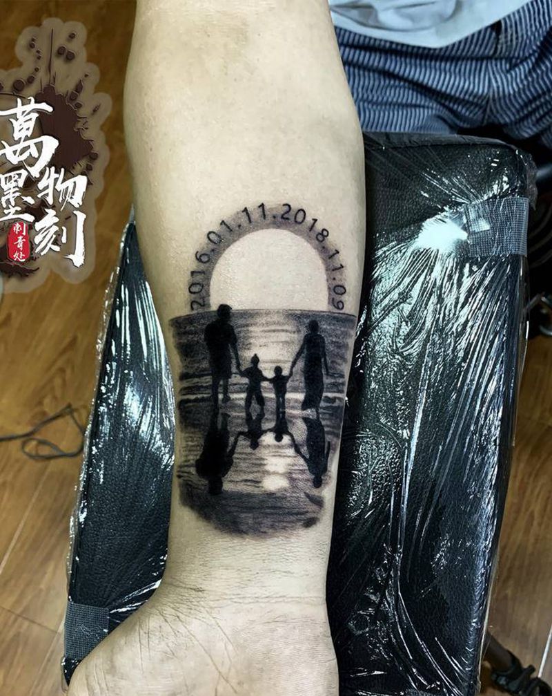 花臂第一步，未完待续纹身图片_手部手臂欧美写实图腾纹身图案