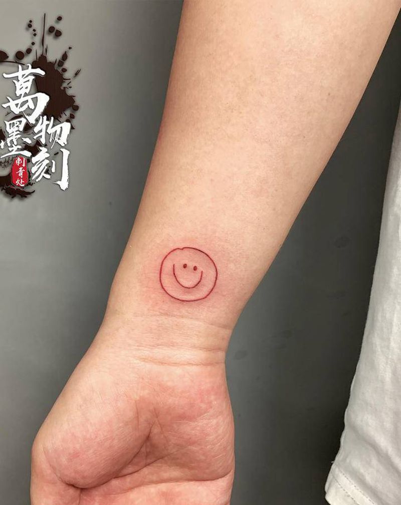 笑脸纹身图片_手部手臂几何图腾纹身图案