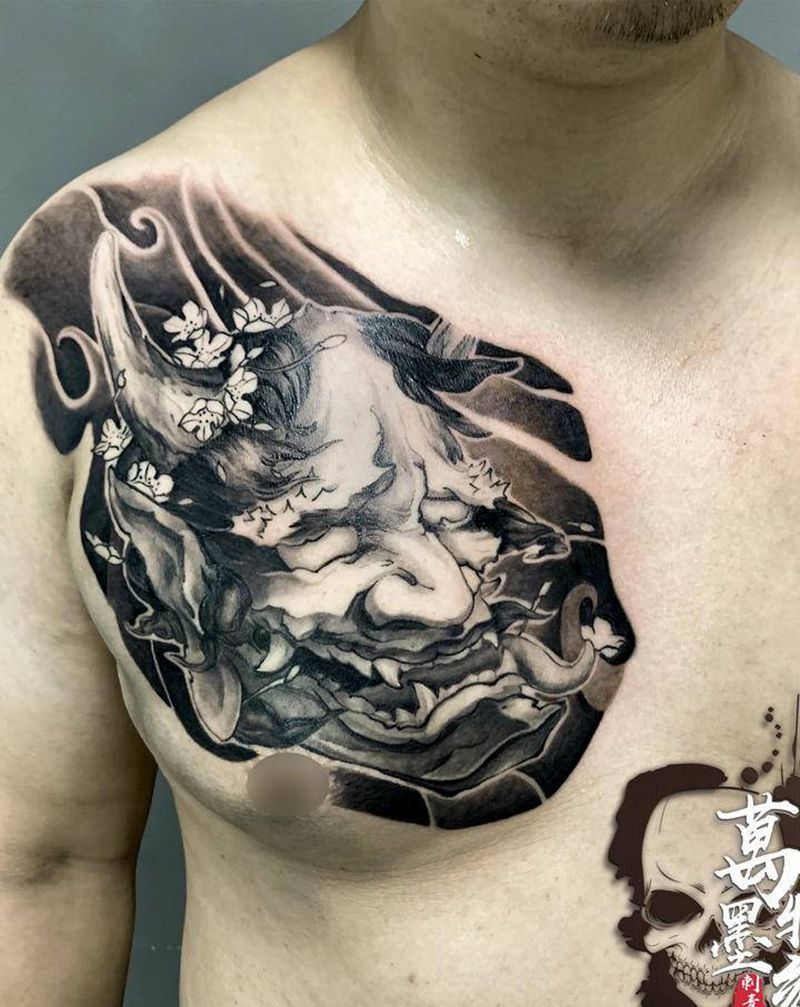 半胛般若纹身图片_肩部胸部新传统欧美写实纹身图案