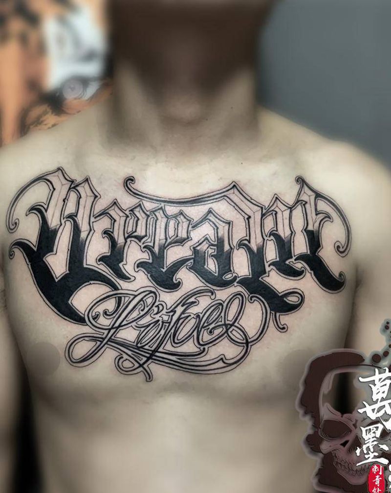 未完待续纹身图片_胸部肩部花体字几何纹身图案