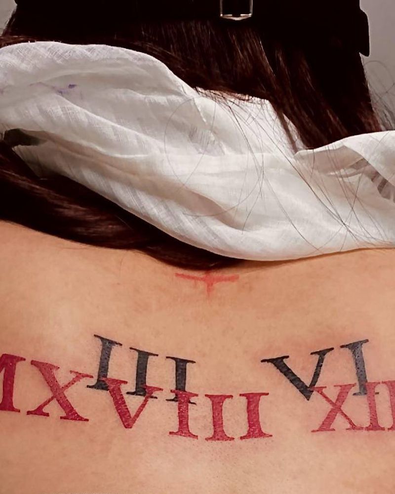 罗马数字纹身图片_背部图腾纹身图案
