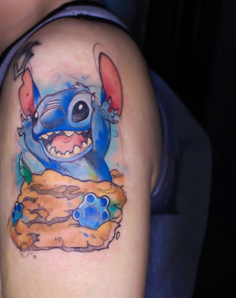 史迪仔纹身图片_手臂纹身图案