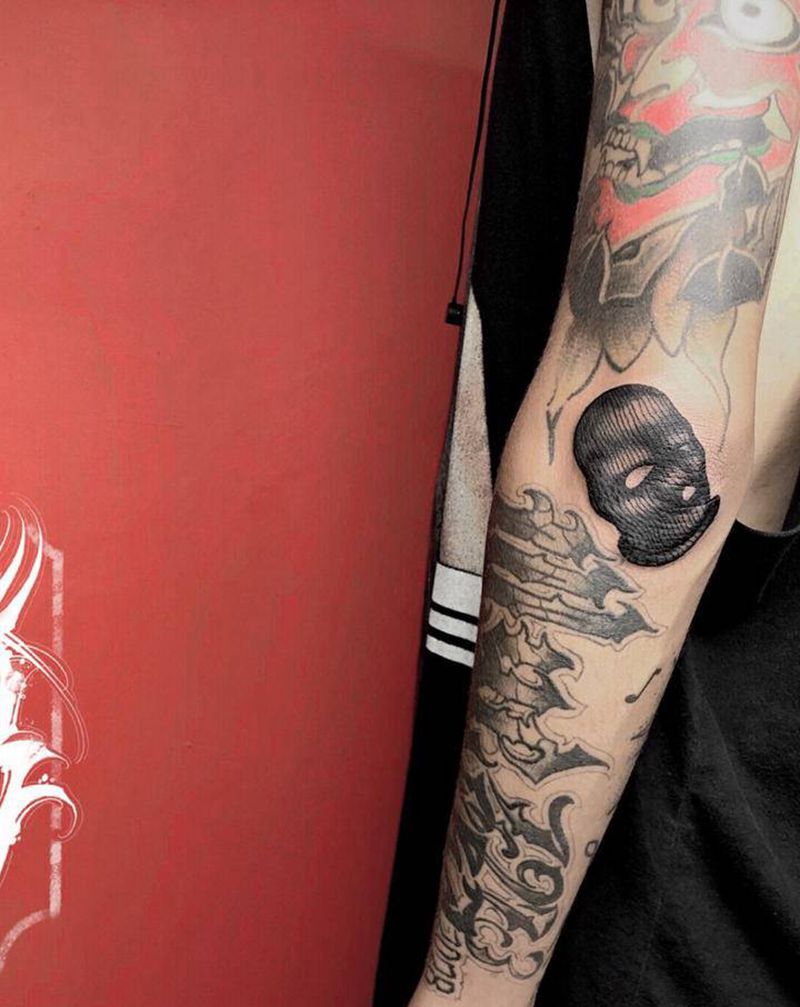 匪帮头套纹身图片_手臂Old School纹身图案