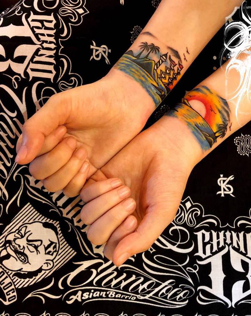 海边 夕阳 帆船 椰树纹身图片_手部Old School纹身图案