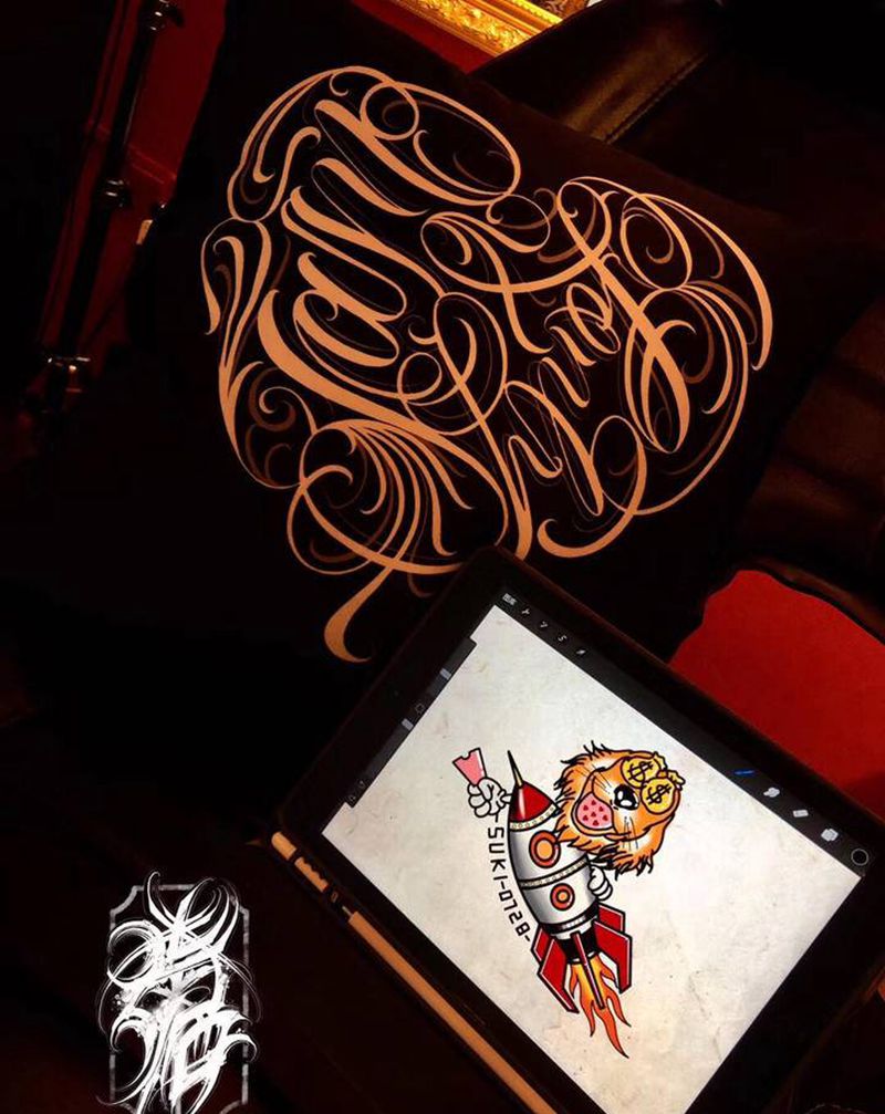 金毛狗狗纹身图片_腿部脚部Old School纹身图案