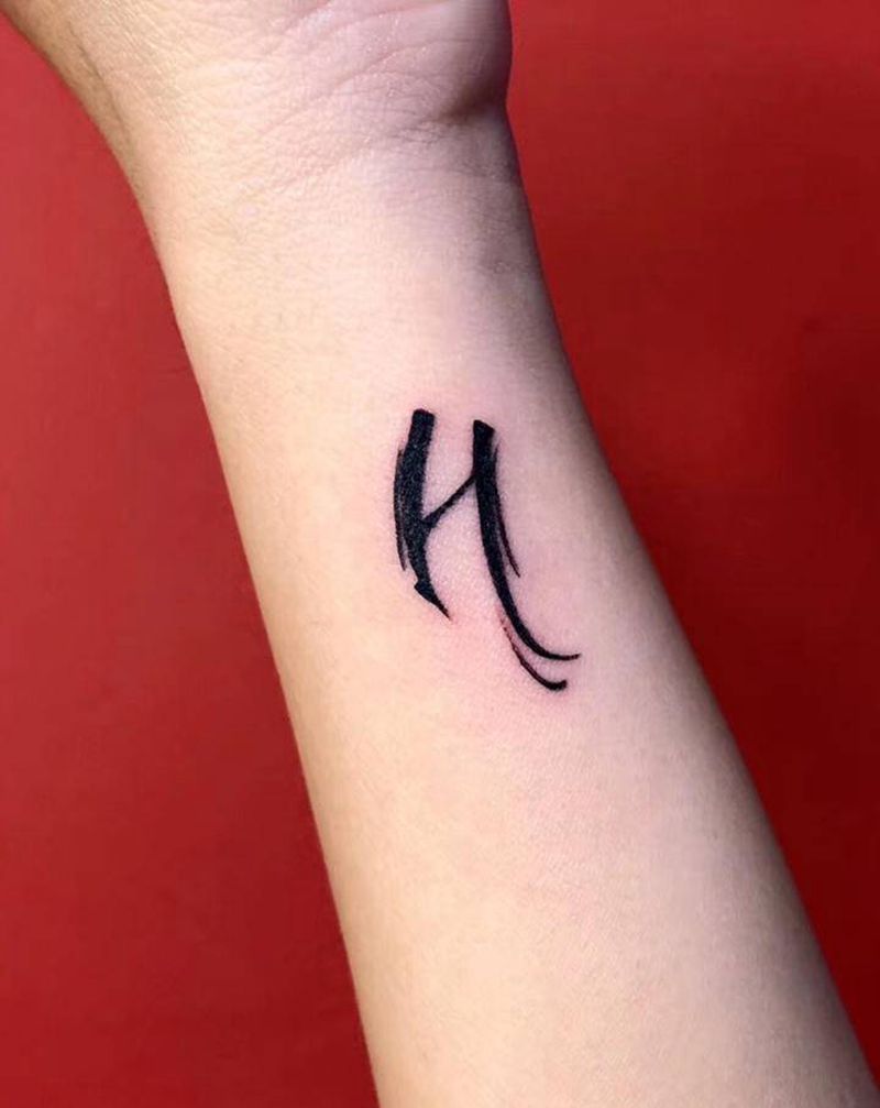 H纹身图片_手部纹身图案